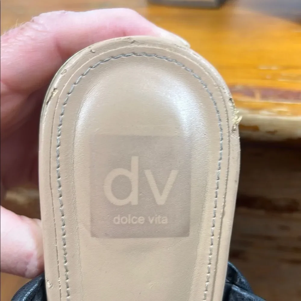 Minor Flawed Dolce Vita Black and Tan Heeled Sandals